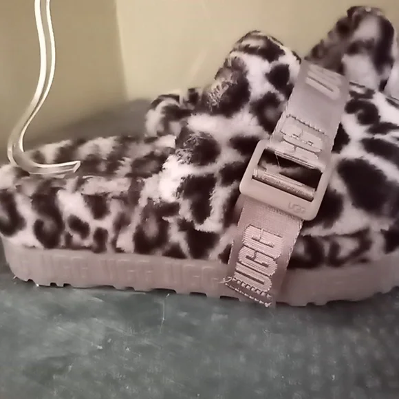 NWOT Leopard Panther Print Fluffitta Platform UGG Sandals or Slippers Sz 8 - Picture 4 of 10